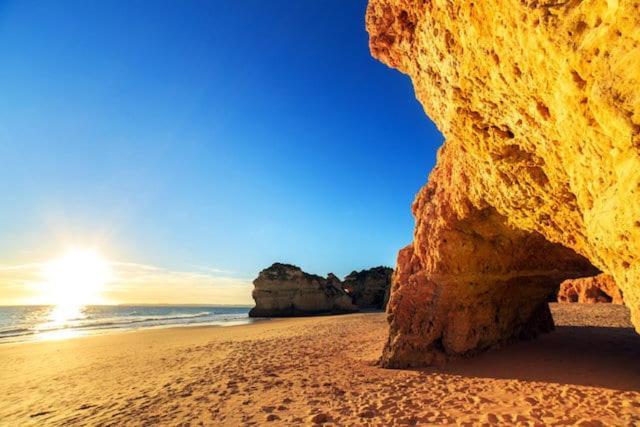 Ocean View Apartment Portimao Luaran gambar